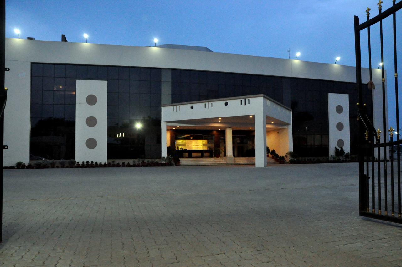 Hotel Suncity Palace Jharsuguda Exterior photo